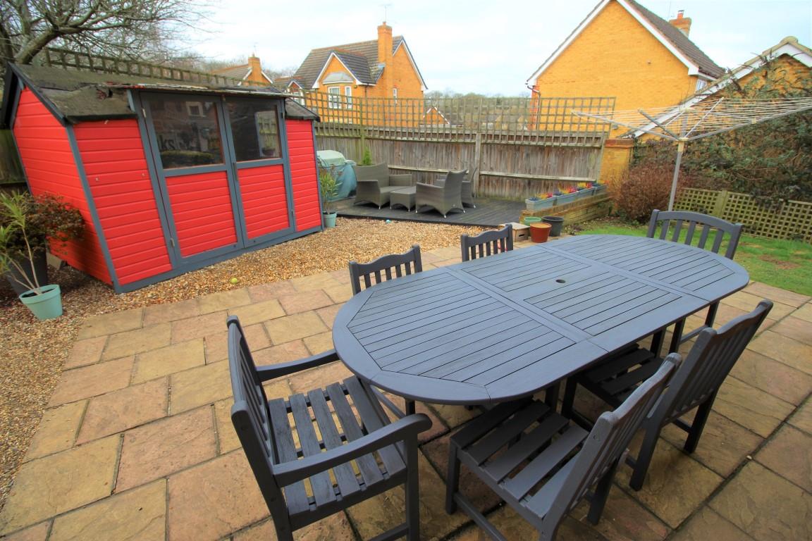 Trelawney Drive, Tilehurst, Berkshire